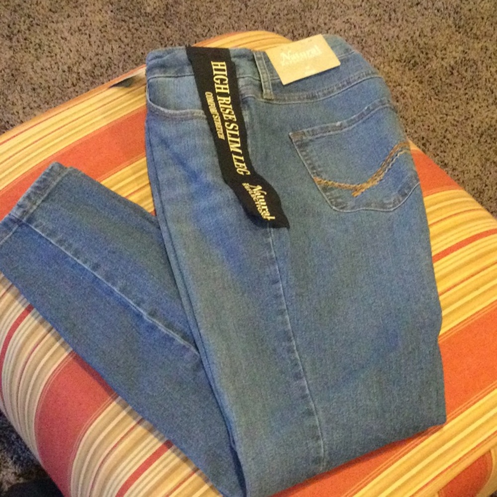 High-Rise Blue Jeans, Nwt